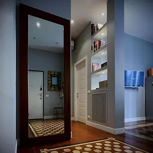 Appartamento A Casa Di..., Milano