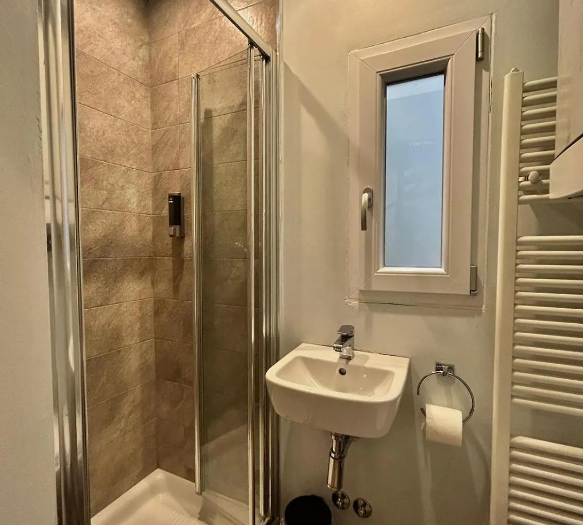 Leonardo Duplex Apartment Milan